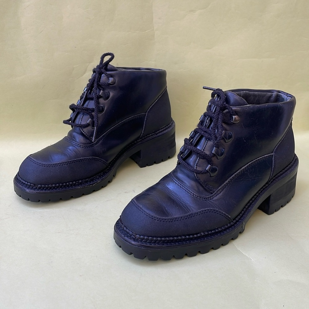 Vintage black Cole Haan leather lace up boots with chunky heels